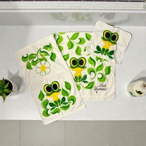 Vintage 70s Burlington Anita Wagenvood Green Big Eye Frog 3 Piece Bath Towel Set